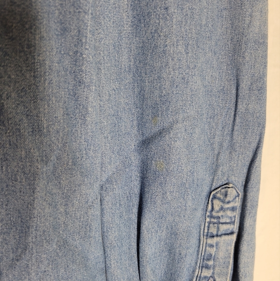 Vintage denim button down - Picture 5 of 7